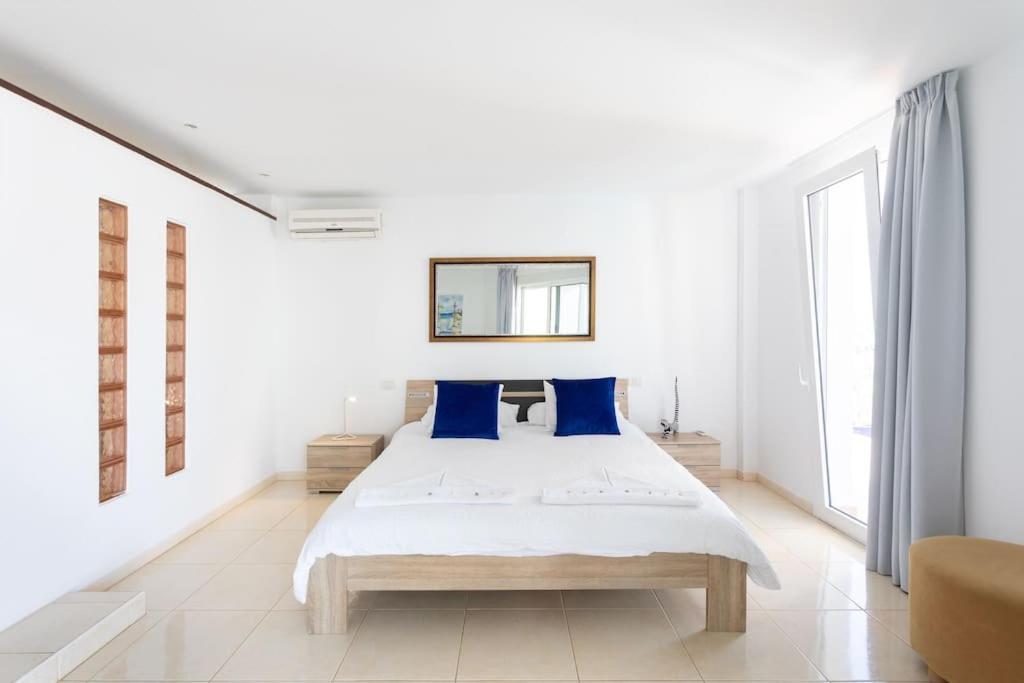 Luxe Villa With Private Pool, Jacuzzi And Spectacular Views Costa Adeje  Exterior photo